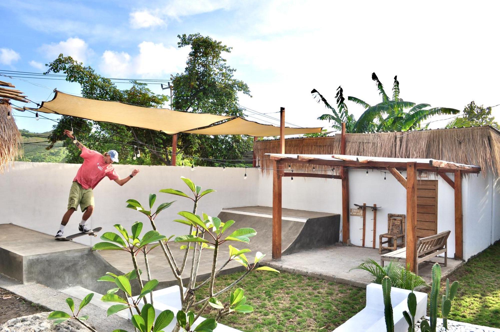 Ripbowl Guest House Selong Belanak Exterior foto